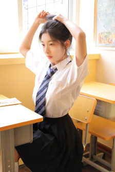 原神八重神子不遮副乳图片